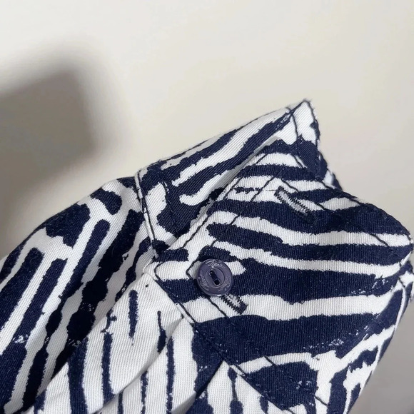 Trina Turk Size 2 Geometric Long Sleeve Woodblock  White Navy Casual Jumpsuit - Picture 9 of 15